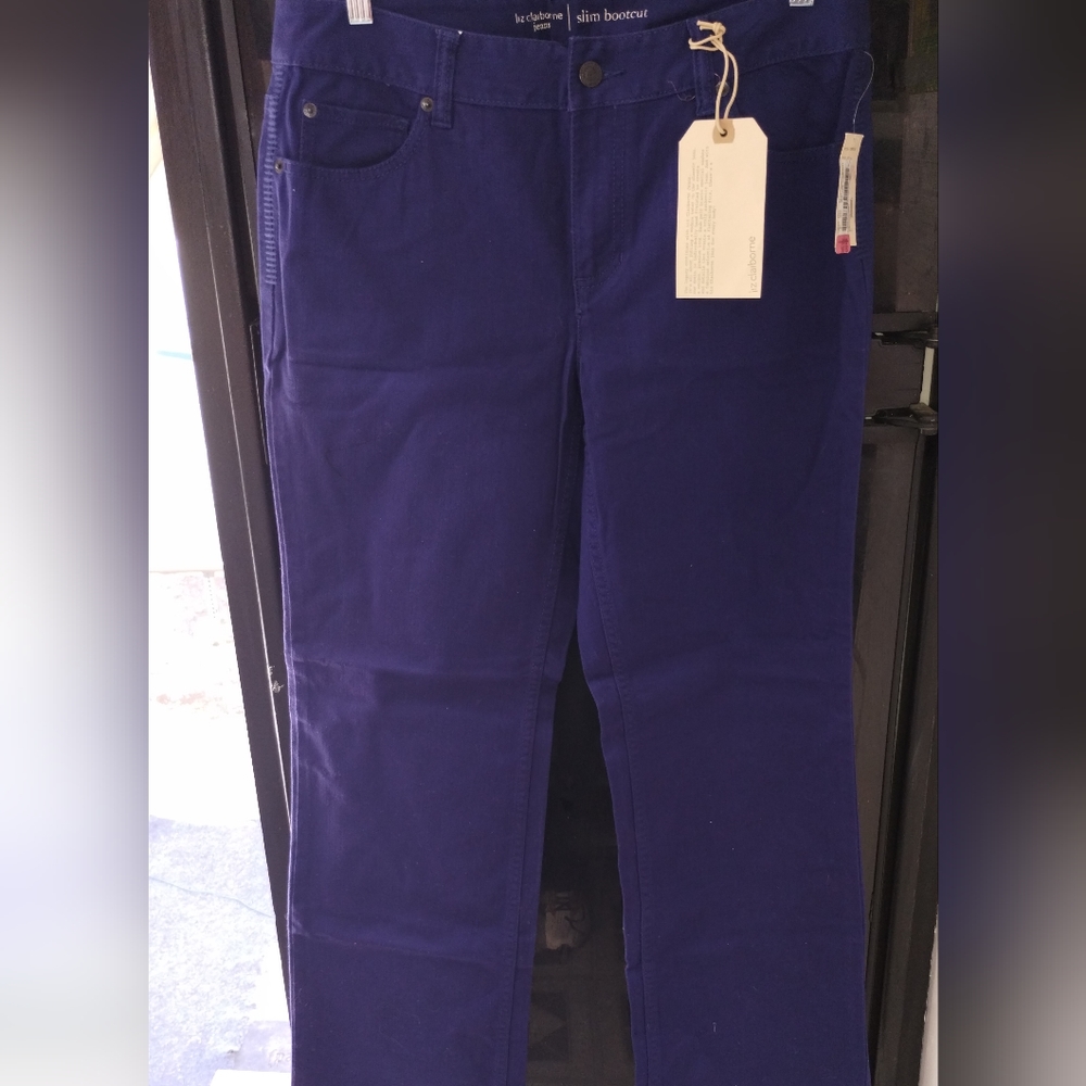 Pants - Picture 3 of 7